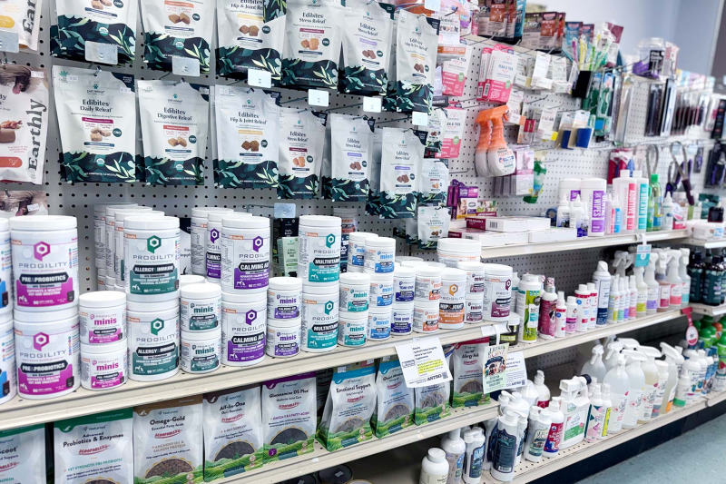 Veterinary product shelf